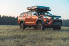 Sada LAZER pro Toyota Hilux Triple-R 750 G2 Elite (13)