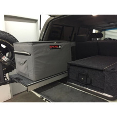 Outback výsuv Modular se zásuvkou 505x1355x140 mm (3)