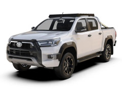 Front Runner Větrná clona pro střešní nosič Slimsport Toyota Hilux 2021+ (3)