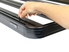 Front Runner Střešní nosič Slimline II 1255 x 1156 zvýšený pro montáž na střešní ližiny (2)