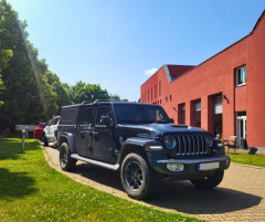 Alu-Cab Contour Hardtop hliníkový Jeep Gladiator 19+ DC (6)