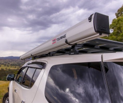 ARB Touring markýza 2500mm x 2500mm v hliníkovém obalu s LED osvětlením