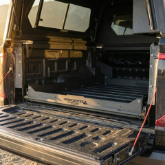 Predator Offroad Výsuvná ložná plošina Toyota Hilux Revo DC (2016+) (8)